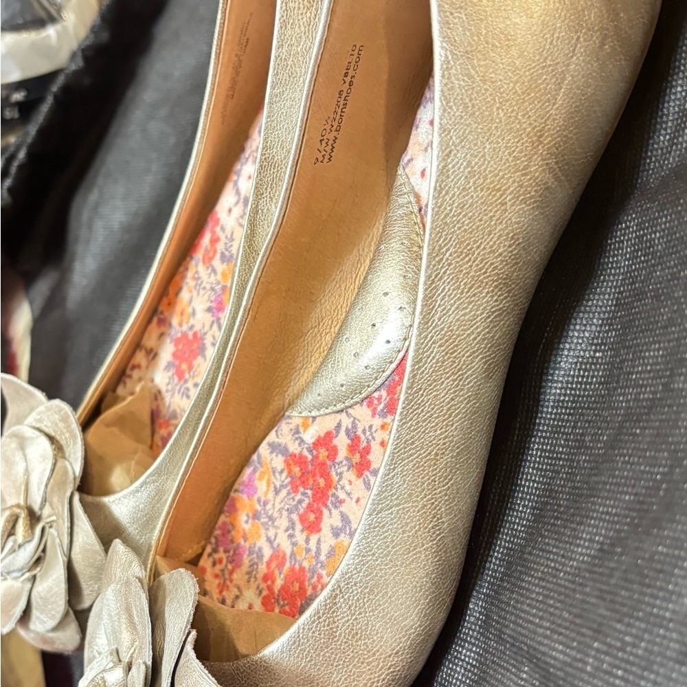 Born Emalia ballet flats with a flower applique - Picture 8 of 11